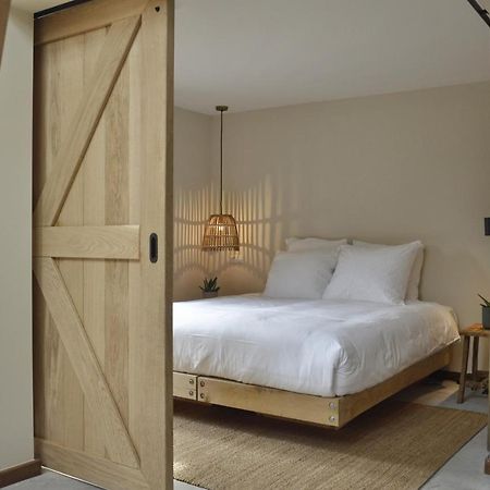 Van Heeckeren Apartments & Suites Buren บูเริน ภายนอก รูปภาพ