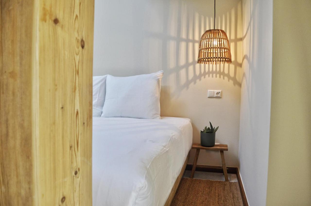 Van Heeckeren Apartments & Suites Buren บูเริน ภายนอก รูปภาพ