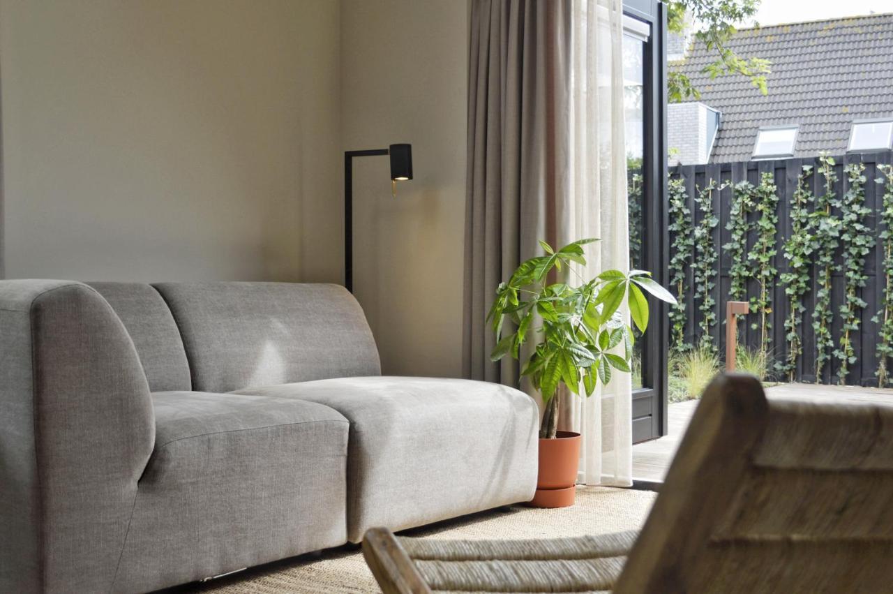 Van Heeckeren Apartments & Suites Buren บูเริน ภายนอก รูปภาพ